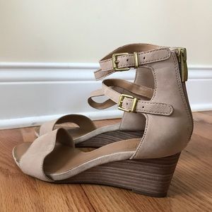 Franco sarto wedge sandal in tan